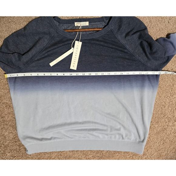 Lovestitch Good Waves Ombre Crew Neck Sweater - Picture 10 of 12